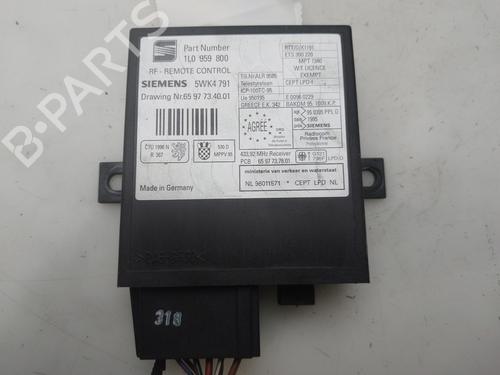 Used Comfort control module Comfort control module SEAT TOLEDO I (1L2) 1.6 i (101 hp) 36663168 36663168