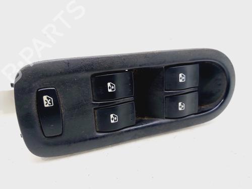 Used Left front window switch RENAULT GRAND SCÉNIC II (JM0/1_) 1.5 dCi (103 hp) 30476686