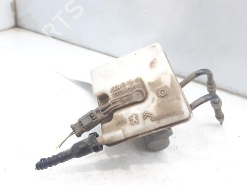 Brake master cylinder DS DS 5 (KF_) 2.0 Hybrid4 4x4 | BP11105425M77 