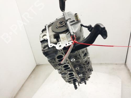 Used Cylinder head Cylinder head 37495040 37495040