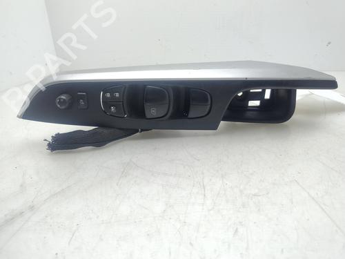 Used Left front window switch NISSAN NAVARA NP300 Pickup (D23, D23T) [2014-2026]  31952065