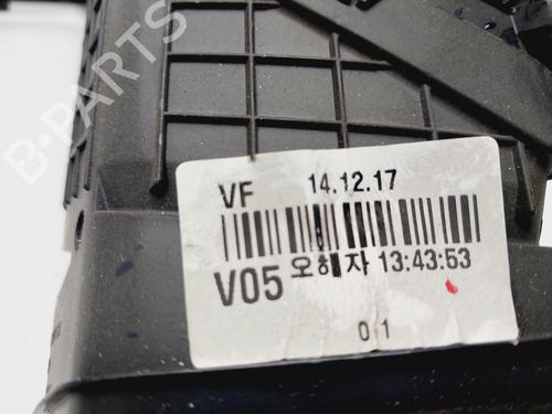 Middle console HYUNDAI i40 I CW (VF) 1.7 CRDi | BP31909158I22