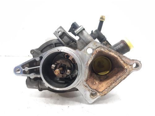 Used Vacuum pump FORD MONDEO III Saloon (B4Y) 2.0 16V TDDi / TDCi (115 hp) 7821909