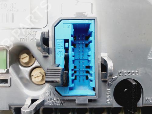 Instrument cluster BMW 5 (E34) 518 i | BP32438819C47 