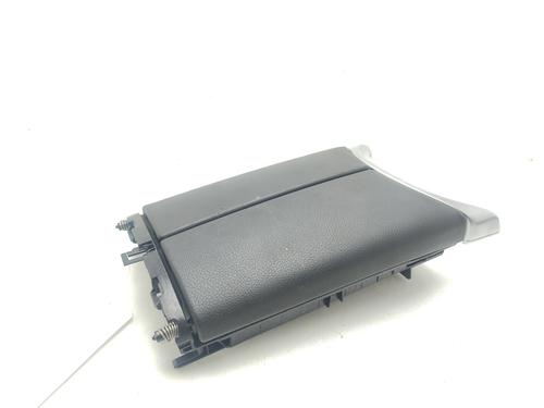 Used Armrest / Center console MERCEDES-BENZ C-CLASS (W205) C 220 BlueTEC / d (205.002, 205.004) (170 hp) 31026629