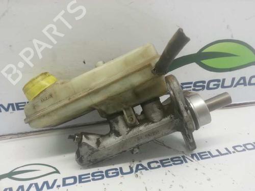 Used Brake master cylinder RENAULT MEGANE II Saloon (LM0/1_) [2003-2025]  2890339