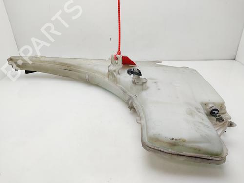 Used Windscreen washer tank BMW 3 (E90) 320 d (177 hp) 24506667