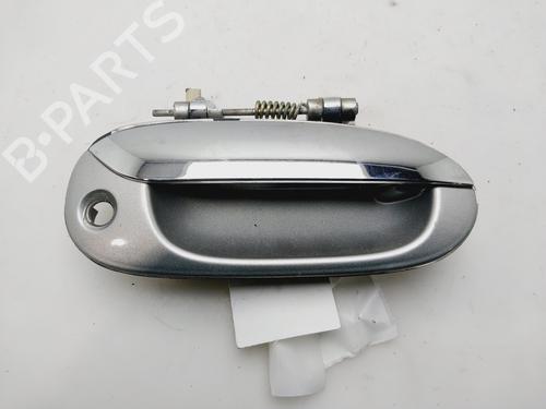 Used Front right exterior door handle KIA CARENS I MPV (FC, FJ) 2.0 CRDi (113 hp) 31940673