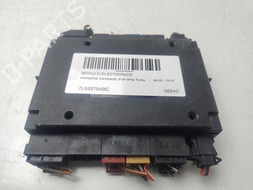 Używane Moduł elektroniczny PORSCHE CAYENNE (9PA) Turbo 4.5 (450 hp) 30530088