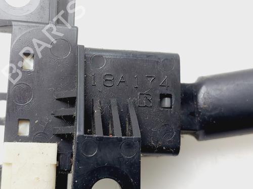 Switch TOYOTA COROLLA Saloon (_E15_) | BP31052634I30