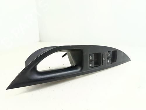 Fensterheberschalter links vorne für SEAT ALTEA XL (5P5, 5P8) [2006-2015]  28183987