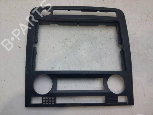 middle-console-seat-cordoba-6l2-2002-2003-2004-2005-2006-2007-2008-2009-39428020 main image