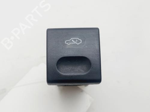 switch-citroen-saxo-s0-s1-1996-1997-1998-1999-2000-2001-2002-2003-2004-31939039 main image