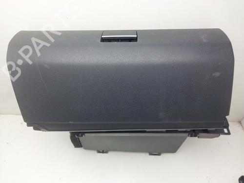 Used Glove box MERCEDES-BENZ B-CLASS Sports Tourer (W245) B 200 CDI (245.208) (140 hp) 16254777