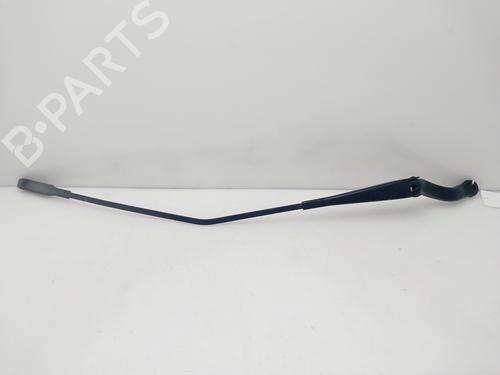 front-windshield-wiper-arm-opel-corsa-e-x15-2014-32154493 main image