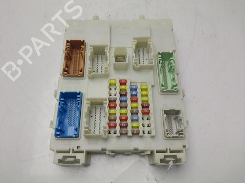 Fuse box FORD FOCUS III | BP31670442E1