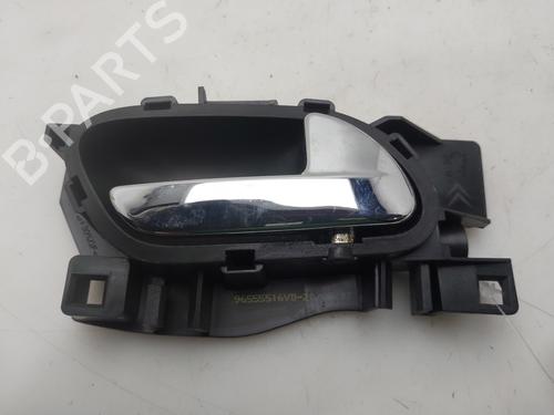 Used Front right interior door handle Front right interior door handle 37638569 37638569
