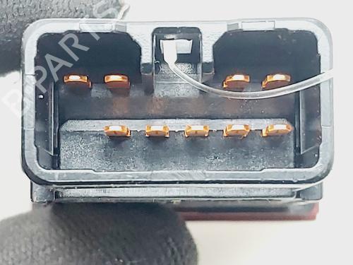 warning-switch-hyundai-getz-tb-2001-2002-2003-2004-2005-2006-2007-2008-2009-2010-2011-31327594 main image