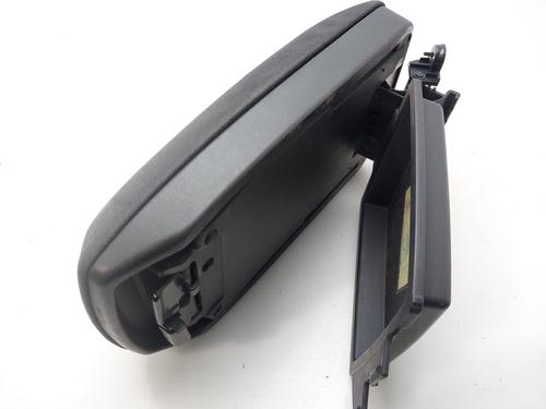 Armrest / Center console TOYOTA AURIS Estate (_E18_) 1.8 Hybrid (ZWE186_, ZWE186R, ZWE186H) | BP17901950I20 
