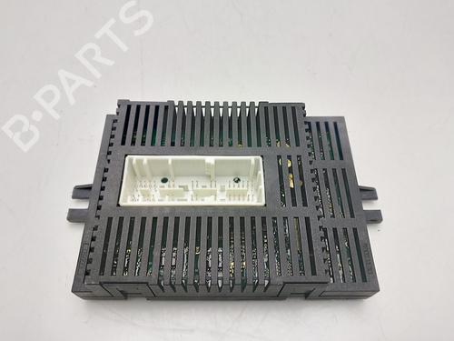 Module électronique BMW 5 (E60) 520 d (177 hp) 33046599