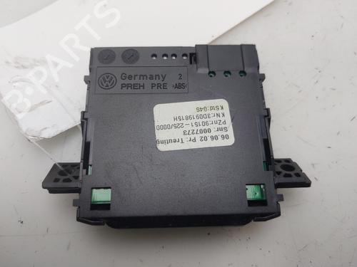 Switch VW PHAETON (3D1, 3D2, 3D3, 3D4, 3D6, 3D7, 3D8, 3D9) | BP38934680I30 - Image 3