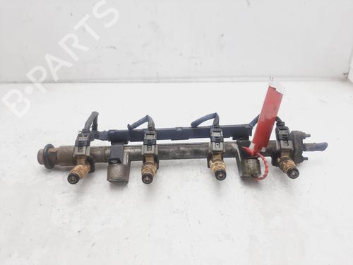 Used Injection rail HYUNDAI TUCSON (JM) 2.0 (141 hp) 19657194