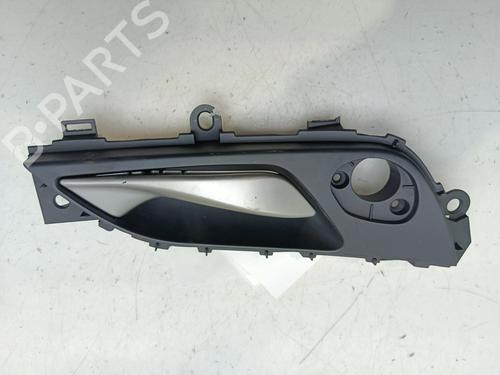 Højre fortil invendig håndtag HYUNDAI i40 I (VF) 1.7 CRDi (116 hp) 31146531