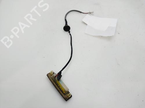 Poignée de hayon TOYOTA AVENSIS (_T25_) 2.0 D-4D (CDT250_, CDT250R) (116 hp) 31328868