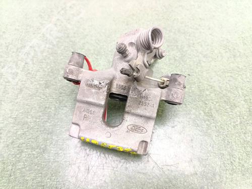 Used Right rear brake caliper Right rear brake caliper 39095047 39095047