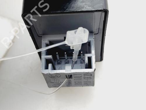 Interrupteur de vitre arrière gauche AUDI A4 B8 (8K2) | BP30901189I29