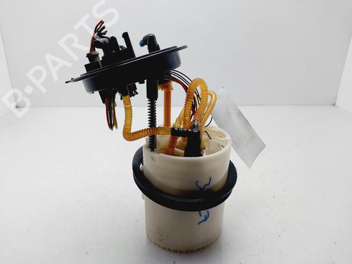 Used Fuel pump SKODA OCTAVIA III Combi (5E5, 5E6) [2012-2020]  27635234