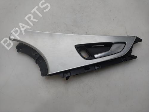 Puxador interior frente direito Puxador interior frente direito 38294037 38294037