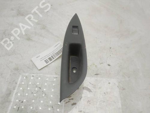 Used Right rear window switch Right rear window switch MAZDA 6 Hatchback (GG) 2.0 DI (GG14) (136 hp) 39978065 39978065