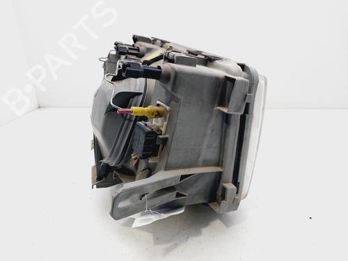 Right headlight MERCEDES-BENZ 190 (W201) E 2.3 (201.028) | BP30386198C29