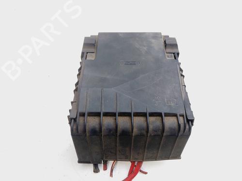 Sikringsdåse SEAT LEON (1P1) [2005-2013]  28110385