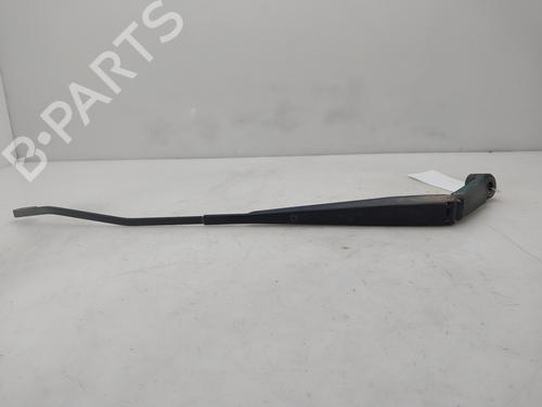 Used Front windshield wiper arm Front windshield wiper arm HONDA JAZZ II (GD_, GE3, GE2) 1.2 i-DSI (GD5, GE2) (78 hp) 35813709 35813709