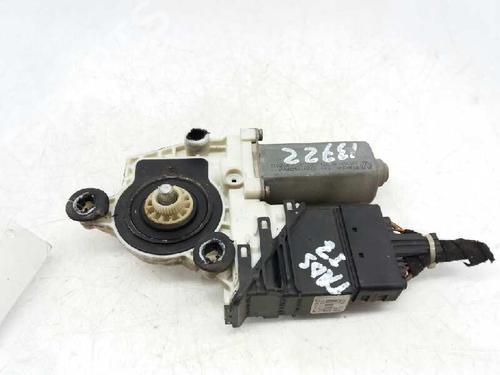 Used Left rear window motor VW GOLF IV (1J1) 1.9 TDI (90 hp) 2878341