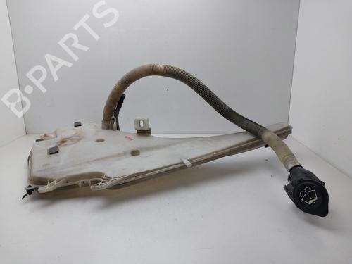 Used Windscreen washer tank Windscreen washer tank BMW 1 Coupe (E82) 120 d (177 hp) 34617580 34617580