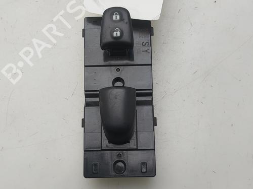 Used Right front window switch Right front window switch 36912030 36912030