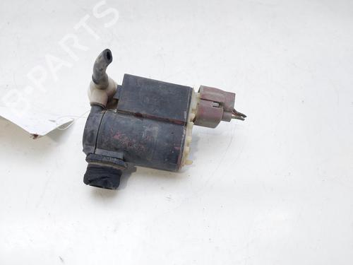 Used Washer pump HYUNDAI COUPE II (GK) 1.6 16V (105 hp) 14009973