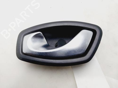 Used Front left interior door handle RENAULT CAPTUR I (J5_, H5_) [2013-2025]  31091199
