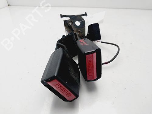 Engate do cinto RENAULT MEGANE III Hatchback (BZ0/1_, B3_) 1.5 dCi (BZ09, BZ0D, BZ1W, BZ29, BZ14) (110 hp) 31380224