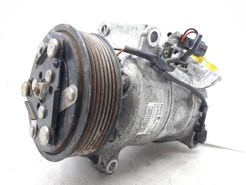 Used AC compressor RENAULT MEGANE IV Hatchback (B9A/M/N_) 1.2 TCe 130 (B9MR) (130 hp) 10987524
