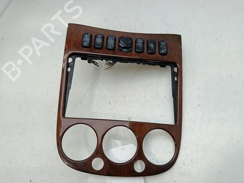 Console centrale MERCEDES-BENZ A-CLASS (W168) A 170 CDI (168.009, 168.109) (95 hp) 32032736