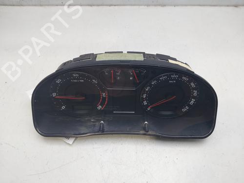Instrument cluster SKODA SUPERB I (3U4) 1.9 TDI | BP16573868C47 