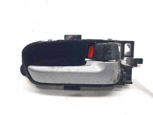 Used Front right interior door handle SUZUKI GRAND VITARA II (JT, TE, TD) 1.9 DDiS All-wheel Drive (JT419, TD44, JB419WD, JB419XD,... (129 hp) 5323013