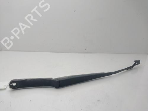 Used Front windshield wiper arm OPEL ASTRA J (P10) 1.7 CDTI (68) (125 hp) 30506658