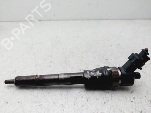 Used Injector TOYOTA YARIS (_P1_) 1.4 D-4D (NLP10_, NLP10R) (75 hp) 28537458