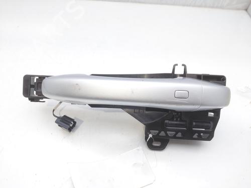 Used Front left exterior door handle RENAULT CLIO V (B7_) [2019-2025]  11769018