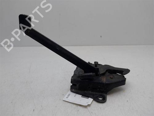 hood-lock-kia-sorento-i-jc-2002-2003-2004-2005-2006-2007-2008-2009-2010-2011-38265793 main image